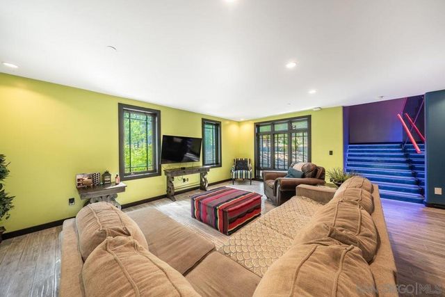 15625 Mussey Grade Rd, Ramona, CA 92065