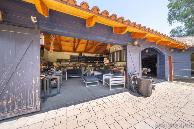 15625 Mussey Grade Rd, Ramona, CA 92065