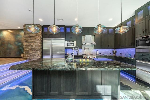 15625 Mussey Grade Rd, Ramona, CA 92065