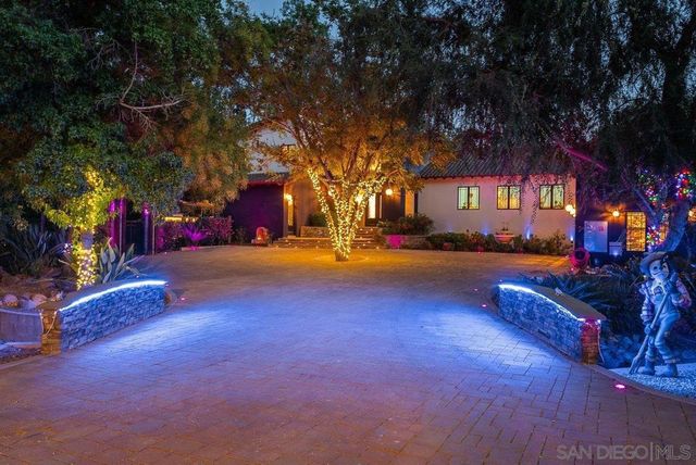 15625 Mussey Grade Rd, Ramona, CA 92065