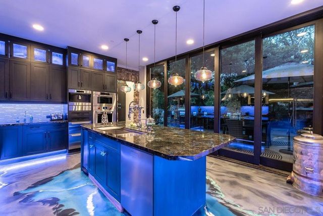 15625 Mussey Grade Rd, Ramona, CA 92065