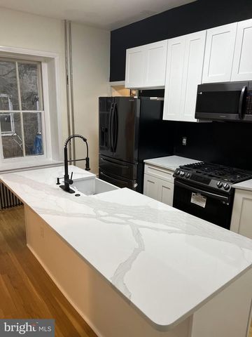 117 ROCHELLE AVE, Philadelphia, PA 19128