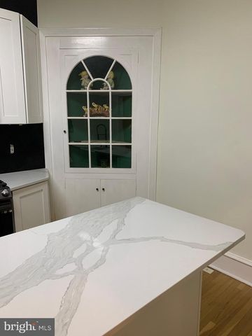 117 ROCHELLE AVE, Philadelphia, PA 19128