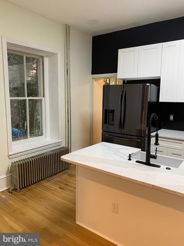 117 ROCHELLE AVE, Philadelphia, PA 19128