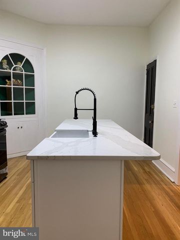 117 ROCHELLE AVE, Philadelphia, PA 19128