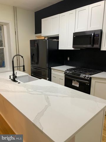 117 ROCHELLE AVE, Philadelphia, PA 19128