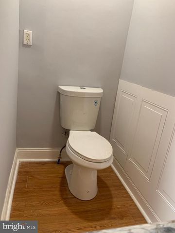 117 ROCHELLE AVE, Philadelphia, PA 19128