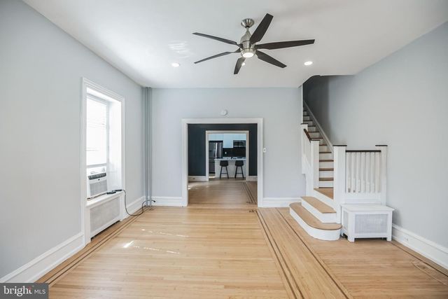 117 ROCHELLE AVE, Philadelphia, PA 19128