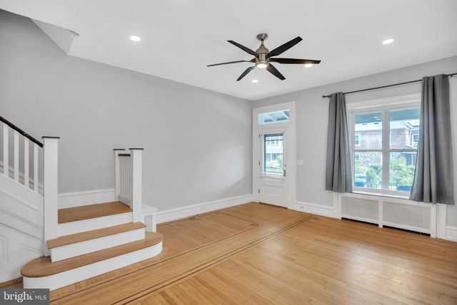 117 ROCHELLE AVE, Philadelphia, PA 19128