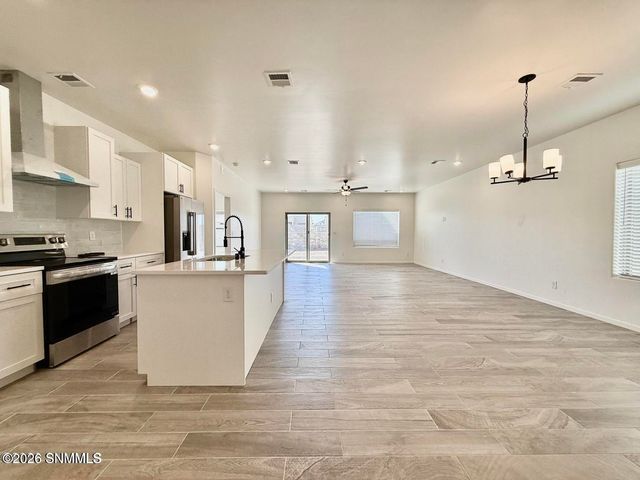 7541 Clarion Way, Las Cruces, NM 88012