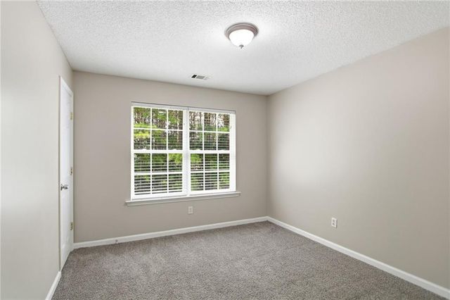 6716 Delaware Bend, Fairburn, GA 30213