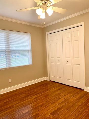 1001 Michael St, Patterson, LA 70392