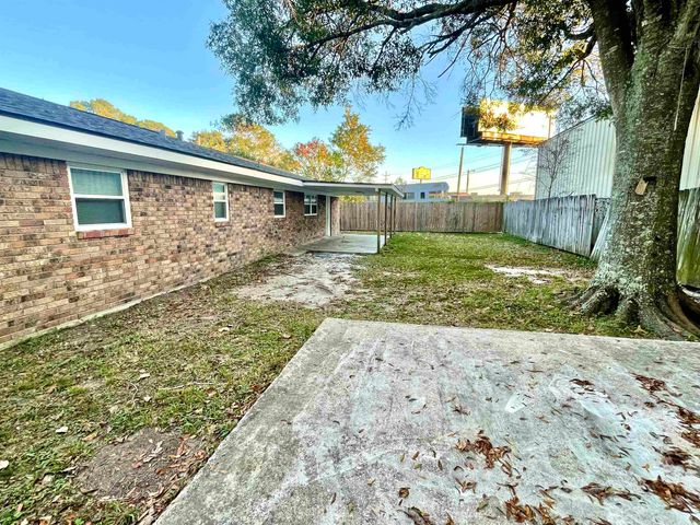 1001 Michael St, Patterson, LA 70392