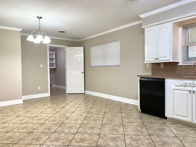 1001 Michael St, Patterson, LA 70392