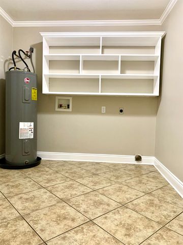 1001 Michael St, Patterson, LA 70392