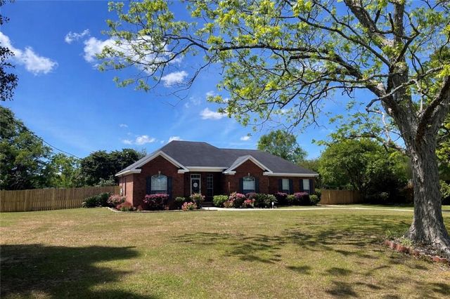 3170 Scott Dairy Loop Road W, Mobile, AL 36695