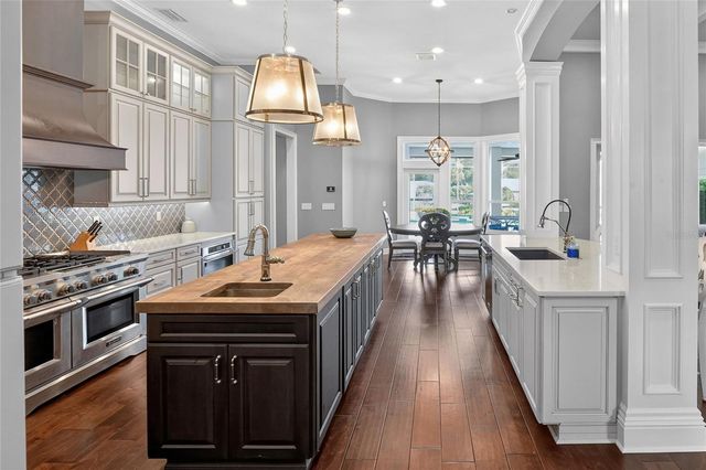 5019 LAKE IN THE WOODS BOULEVARD, Lakeland, FL 33813