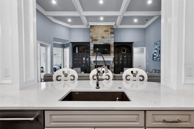 5019 LAKE IN THE WOODS BOULEVARD, Lakeland, FL 33813