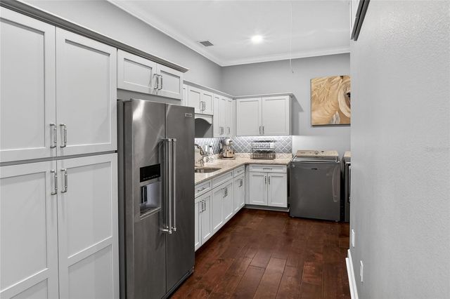 5019 LAKE IN THE WOODS BOULEVARD, Lakeland, FL 33813