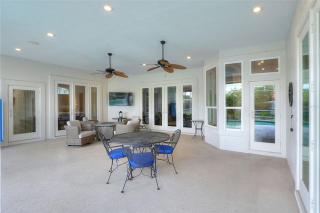 5019 LAKE IN THE WOODS BOULEVARD, Lakeland, FL 33813