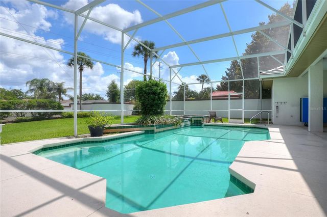 5019 LAKE IN THE WOODS BOULEVARD, Lakeland, FL 33813