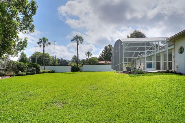 5019 LAKE IN THE WOODS BOULEVARD, Lakeland, FL 33813