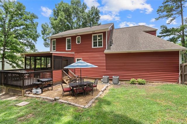 135 E Clinton Drive SW, Rome, GA 30165