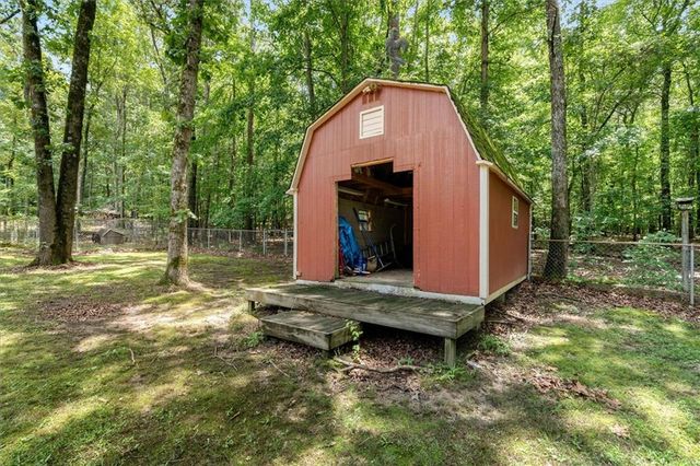 135 E Clinton Drive SW, Rome, GA 30165