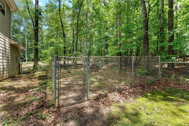 135 E Clinton Drive SW, Rome, GA 30165