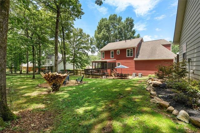 135 E Clinton Drive SW, Rome, GA 30165