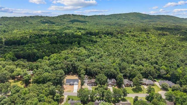 135 E Clinton Drive SW, Rome, GA 30165