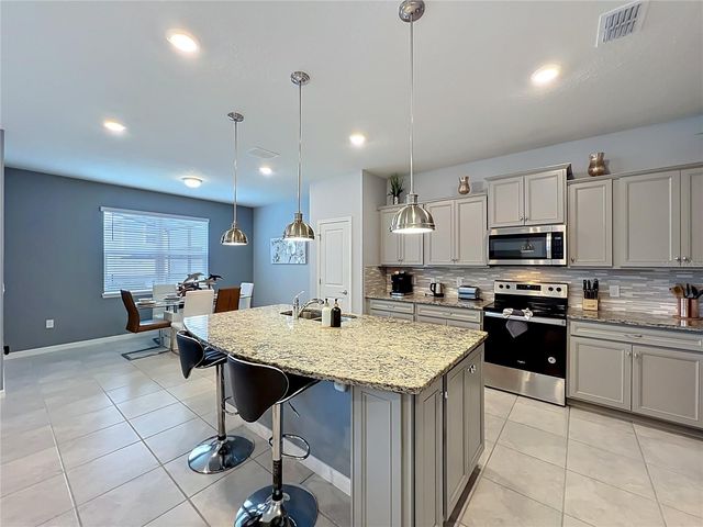 1181 ALOHA BOULEVARD, Davenport, FL 33897