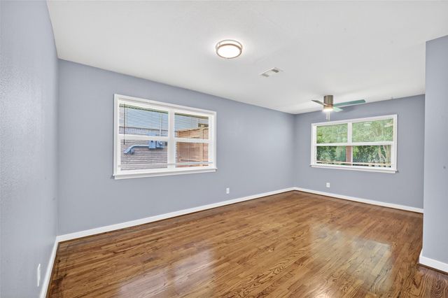 11226 Huggins Drive, Houston, TX 77035