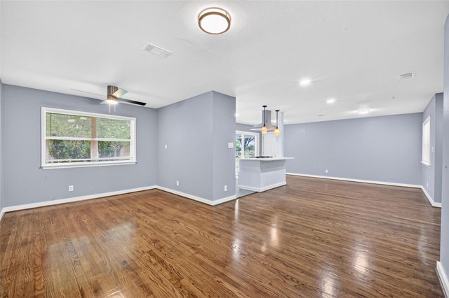 11226 Huggins Drive, Houston, TX 77035
