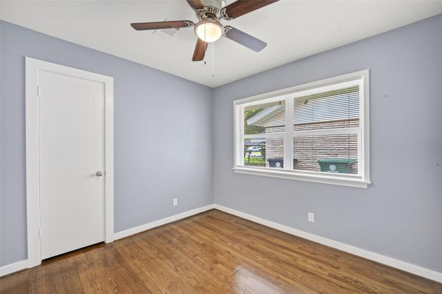 11226 Huggins Drive, Houston, TX 77035
