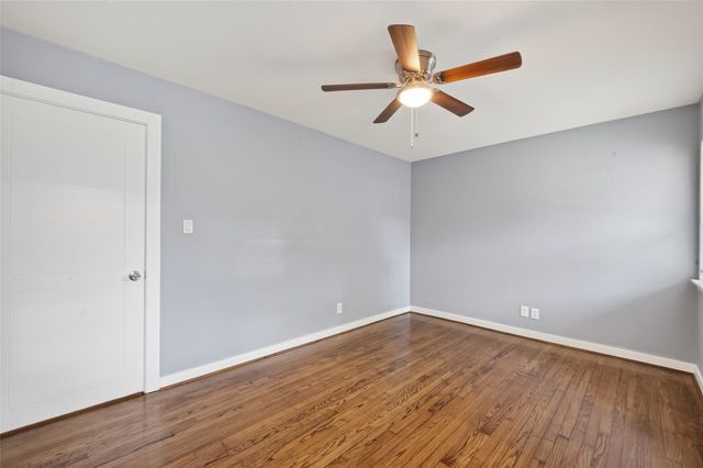 11226 Huggins Drive, Houston, TX 77035
