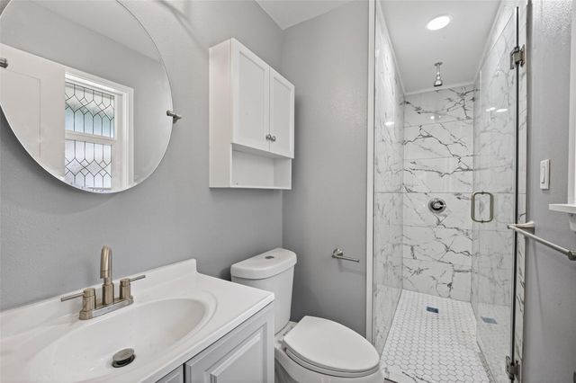 11226 Huggins Drive, Houston, TX 77035