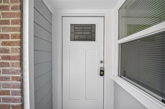 11226 Huggins Drive, Houston, TX 77035