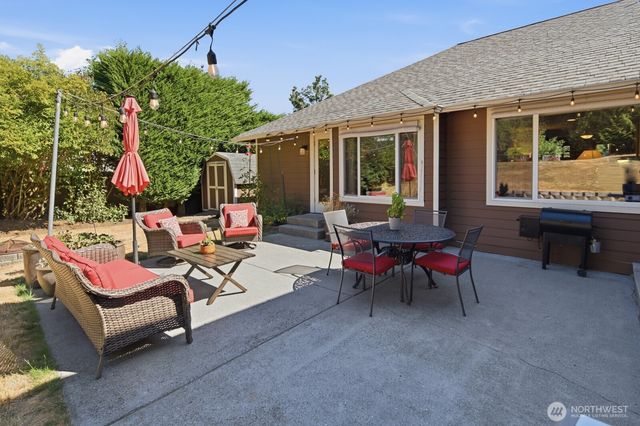 4529 168th Avenue SE, Bellevue, WA 98006