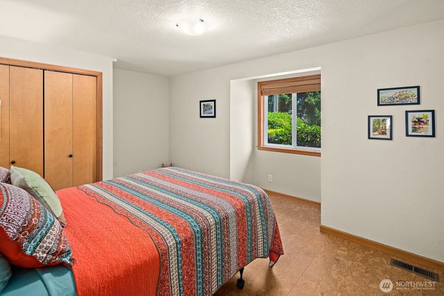 4529 168th Avenue SE, Bellevue, WA 98006