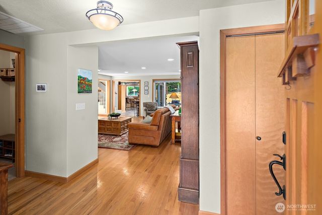 4529 168th Avenue SE, Bellevue, WA 98006