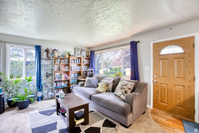 972 LA VERDE ST, Layton, UT 84041