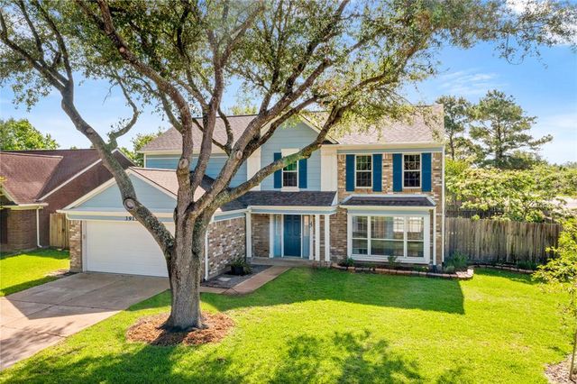 3915 Ashwood Drive, Pearland, TX 77584