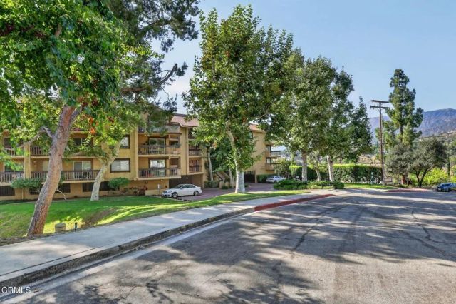 3481 Stancrest Drive 126, Glendale, CA 91208