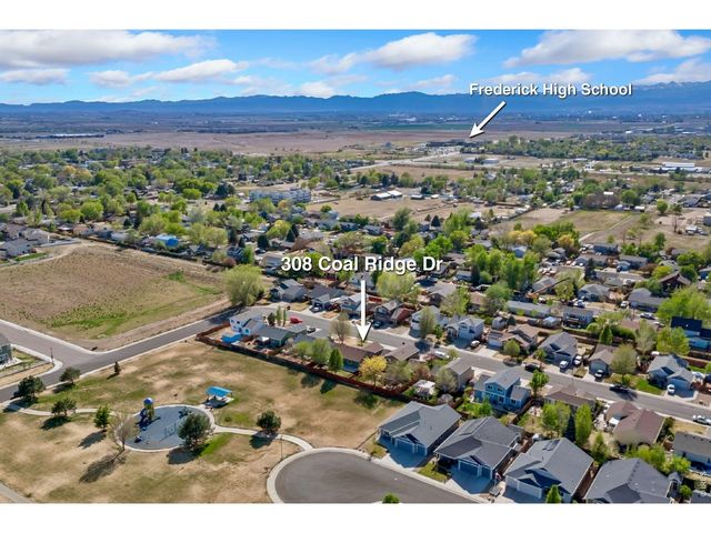 308 Coal Ridge Dr, Frederick, CO 80530