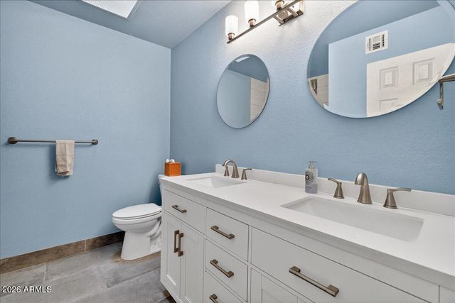 8725 E JACKRABBIT Road, Scottsdale, AZ 85250