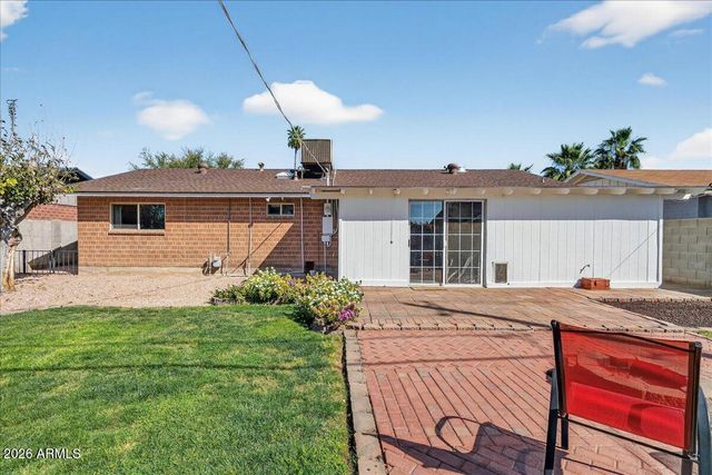 8725 E JACKRABBIT Road, Scottsdale, AZ 85250