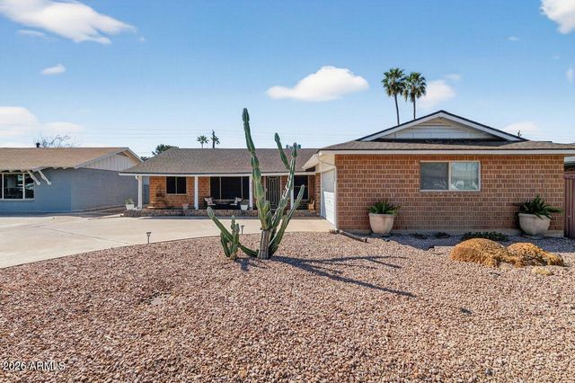 8725 E JACKRABBIT Road, Scottsdale, AZ 85250