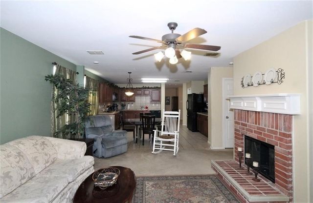 13042 Barbarosa Drive, Frisco, TX 75035