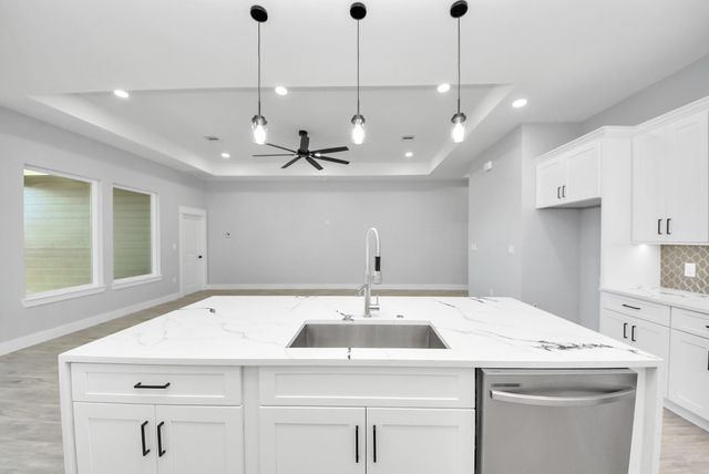 4606 Iroquois Drive, Pasadena, TX 77504